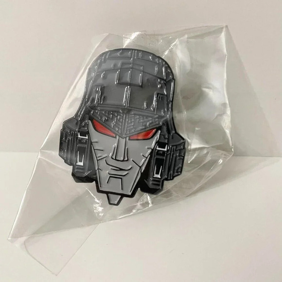 Transformers Megatron Enamel Metal Pin Double Rubber Backing - Picture 2 of 9
